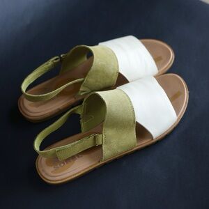 Sorel Ella leather Olive and cream White Sandals US10